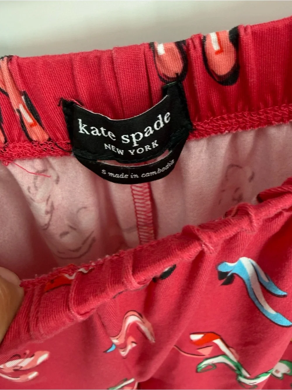 Kate Spade Women's 2 Piece Pajama Set Size Small Pink Shoe Print Button Up
